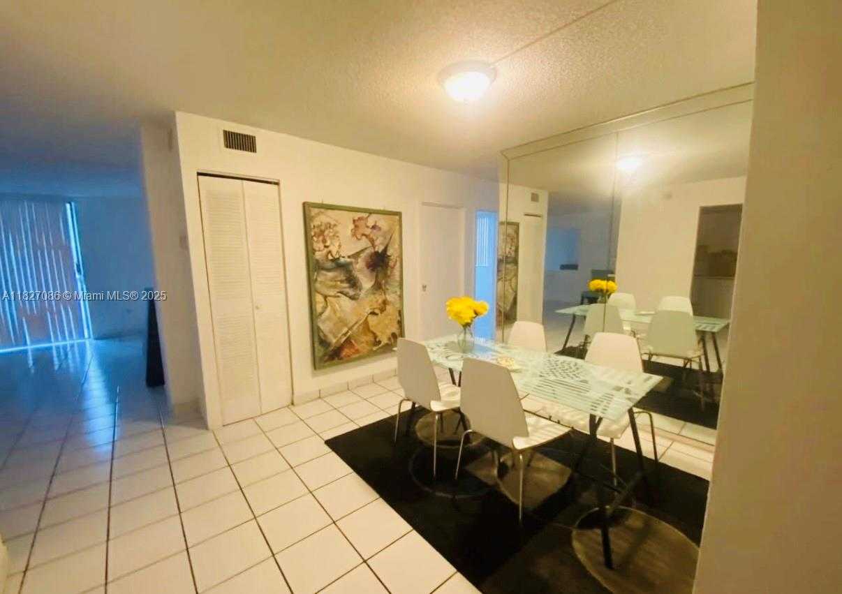 Small Image of 16950 WEST DIXIE HWY B120 HWY #120, North Miami Beach Number 2