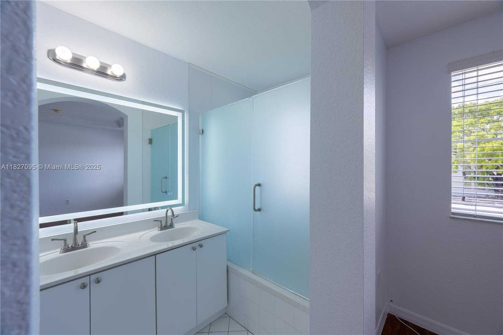 Small Image of 8900 WEST FLAGLER ST #7, Miami Number 19