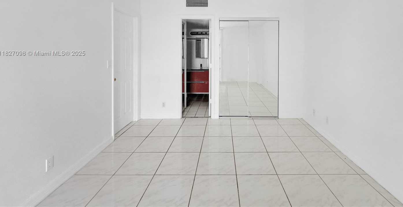 Small Image of 20335 WEST COUNTRY CLUB DR #2210, Aventura Number 22