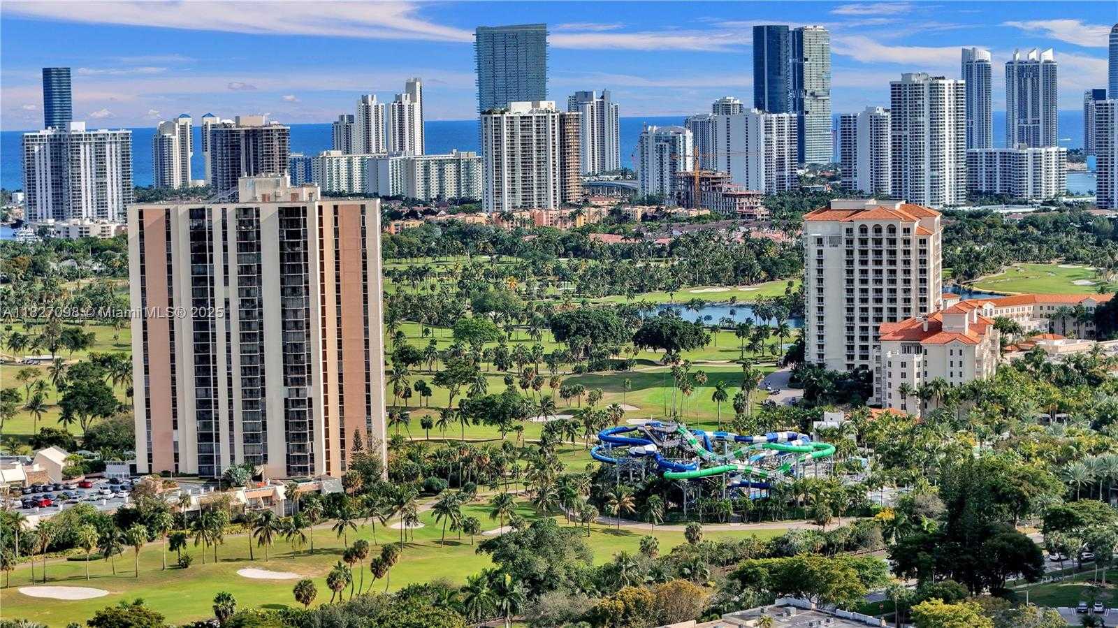 Small Image of 20335 WEST COUNTRY CLUB DR #2210, Aventura Number 5