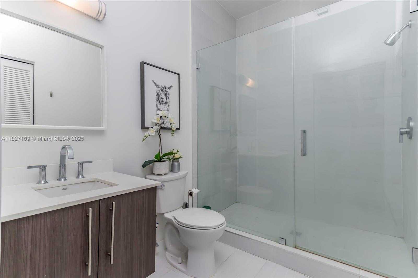 Small Image of 7825 NORTH WEST 107TH AVE #817, Doral Number 8