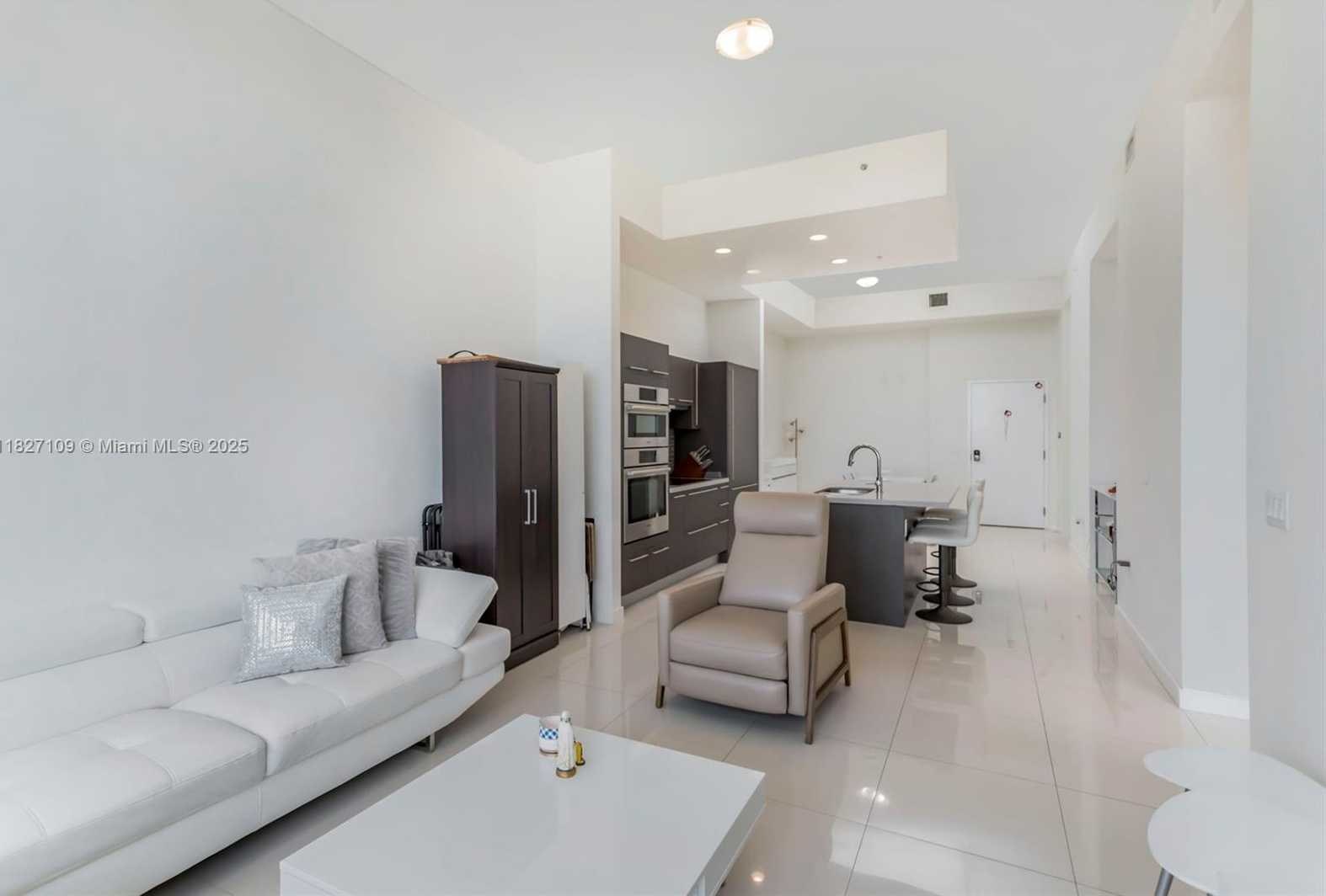 Small Image of 7825 NORTH WEST 107TH AVE #817, Doral Number 9