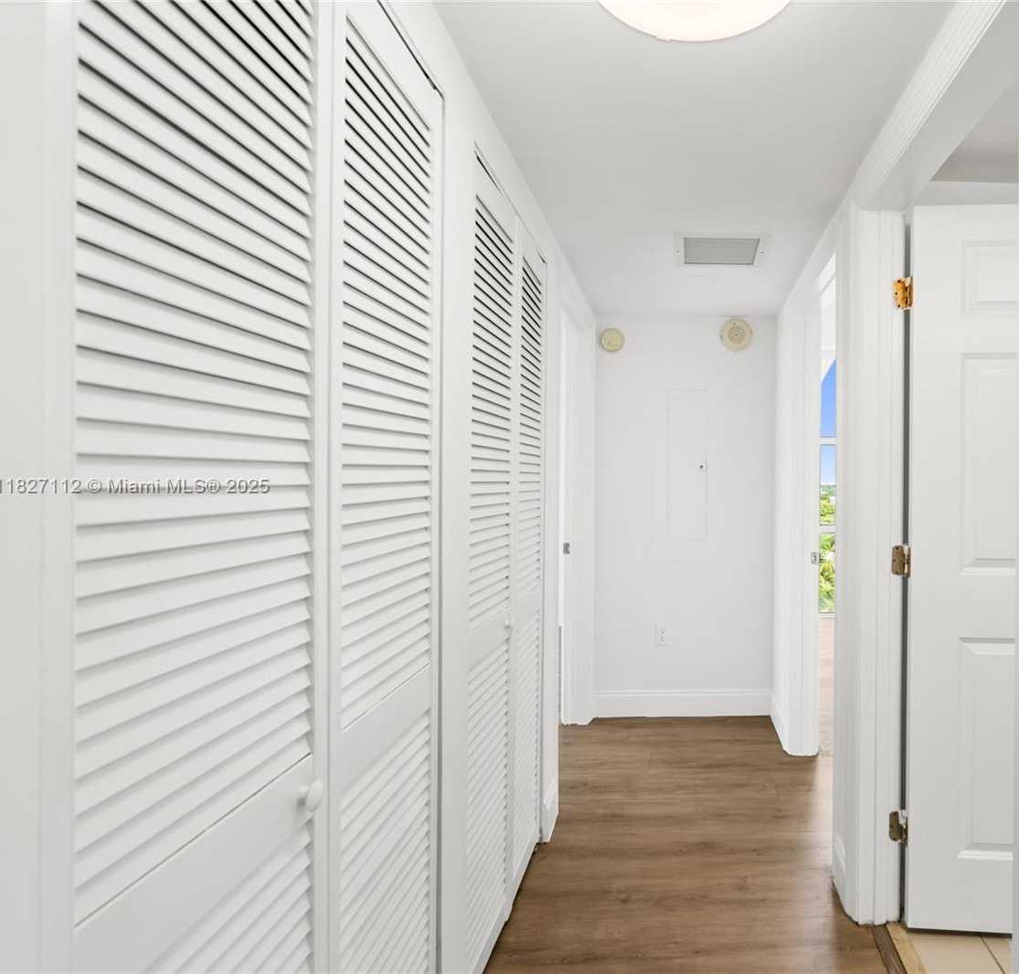 Small Image of 900 SOUTH WEST 8TH ST #603, Miami Number 12
