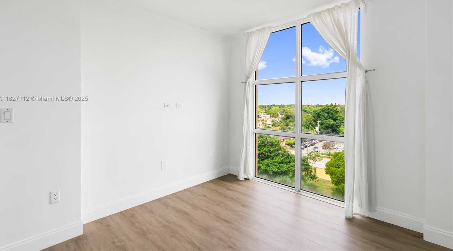 Small Image of 900 SOUTH WEST 8TH ST #603, Miami Number 19