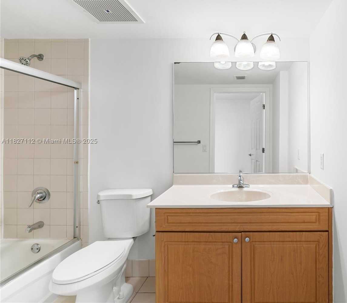 Small Image of 900 SOUTH WEST 8TH ST #603, Miami Number 28