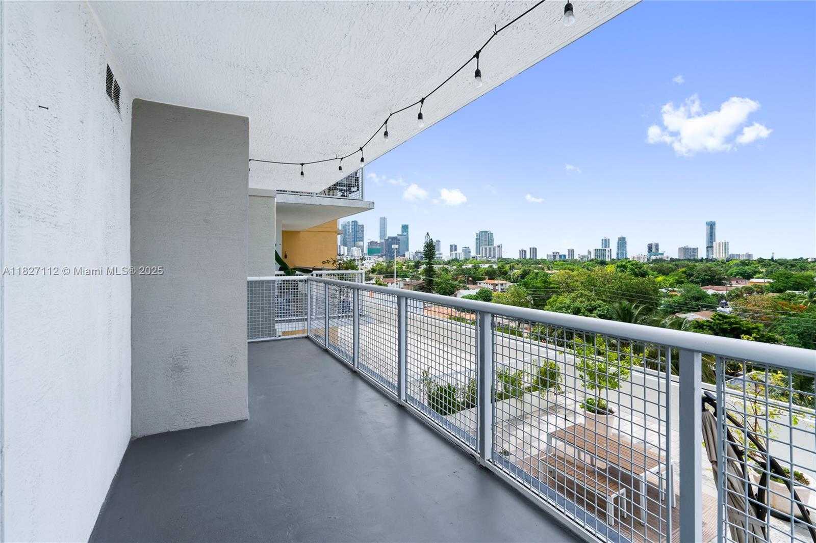Small Image of 900 SOUTH WEST 8TH ST #603, Miami Number 42