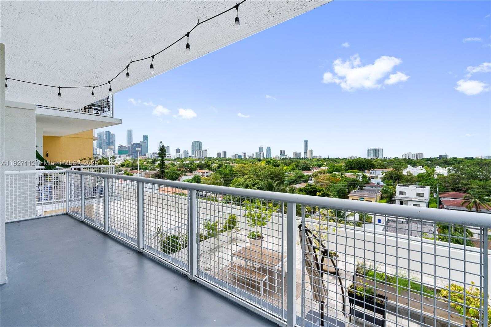 Small Image of 900 SOUTH WEST 8TH ST #603, Miami Number 43