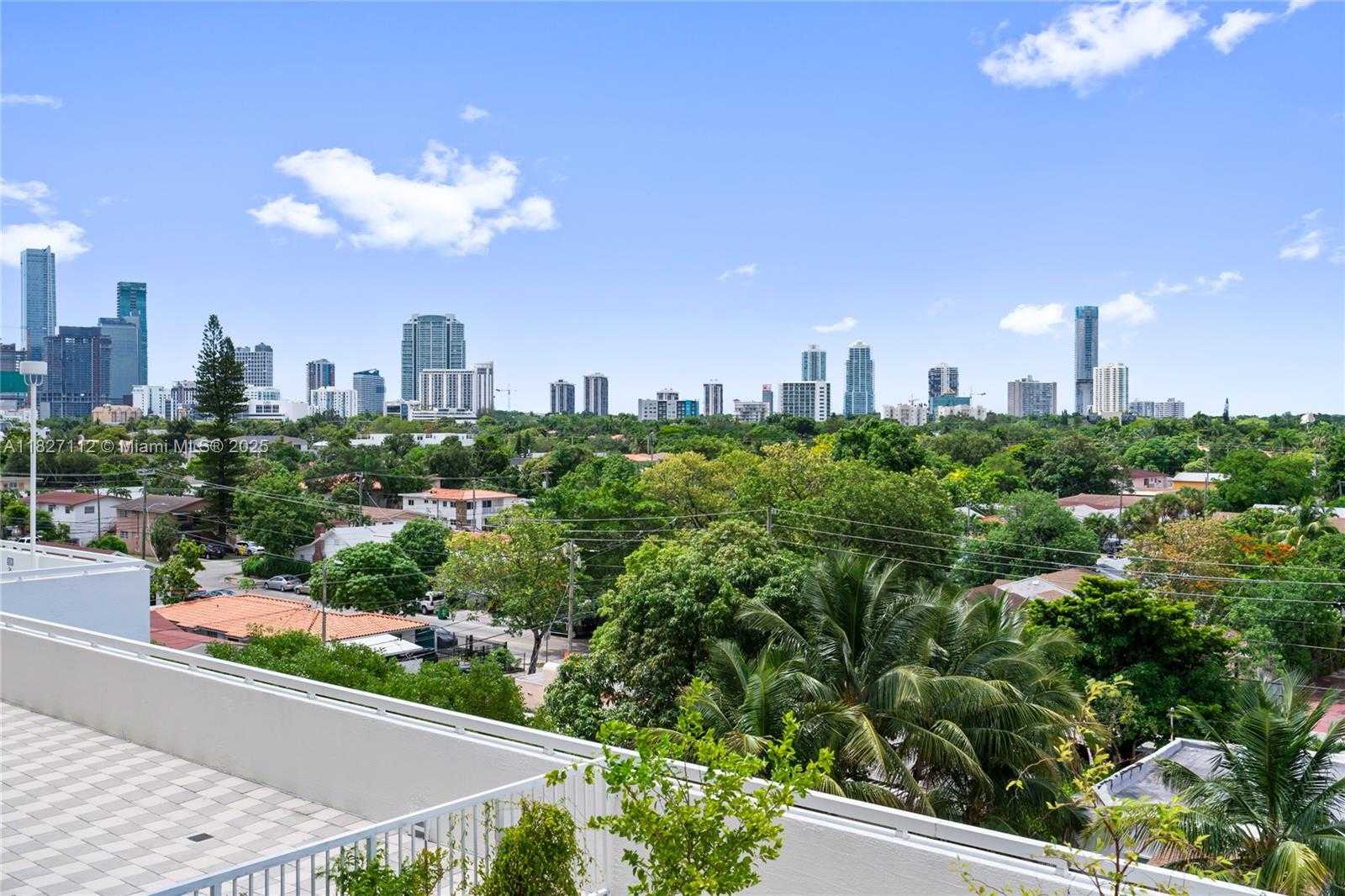 Small Image of 900 SOUTH WEST 8TH ST #603, Miami Number 49