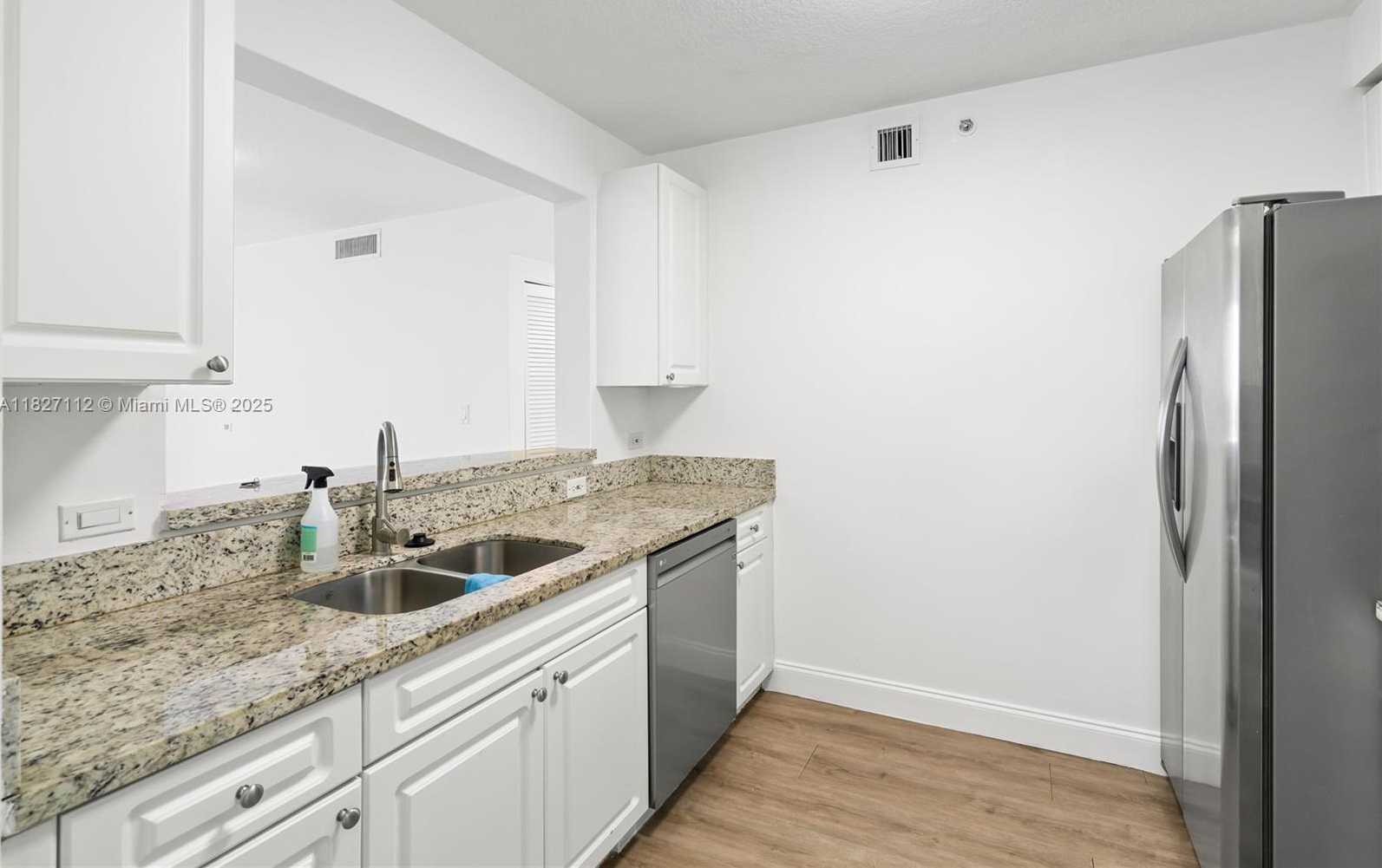 Small Image of 900 SOUTH WEST 8TH ST #603, Miami Number 7