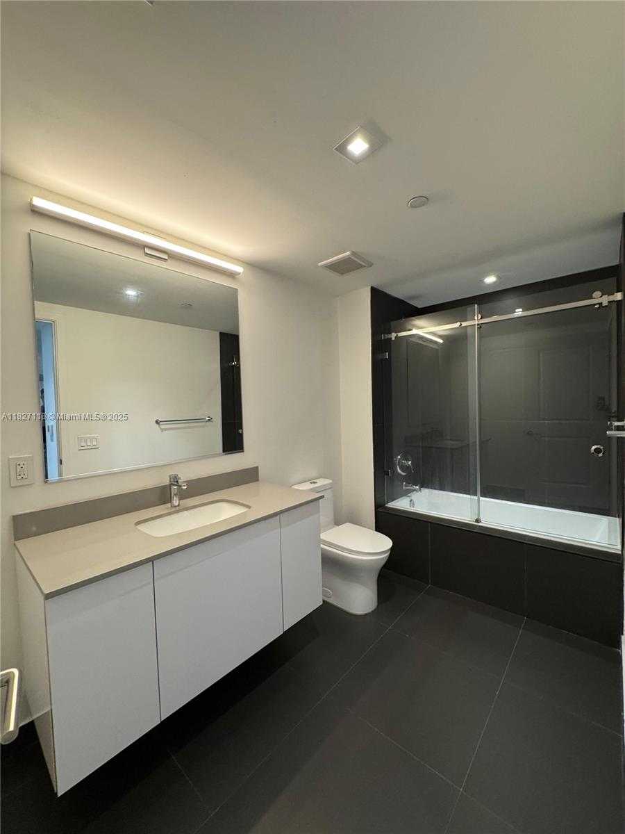 Small Image of 1600 NORTH EAST 1ST AVE #1517, Miami Number 19