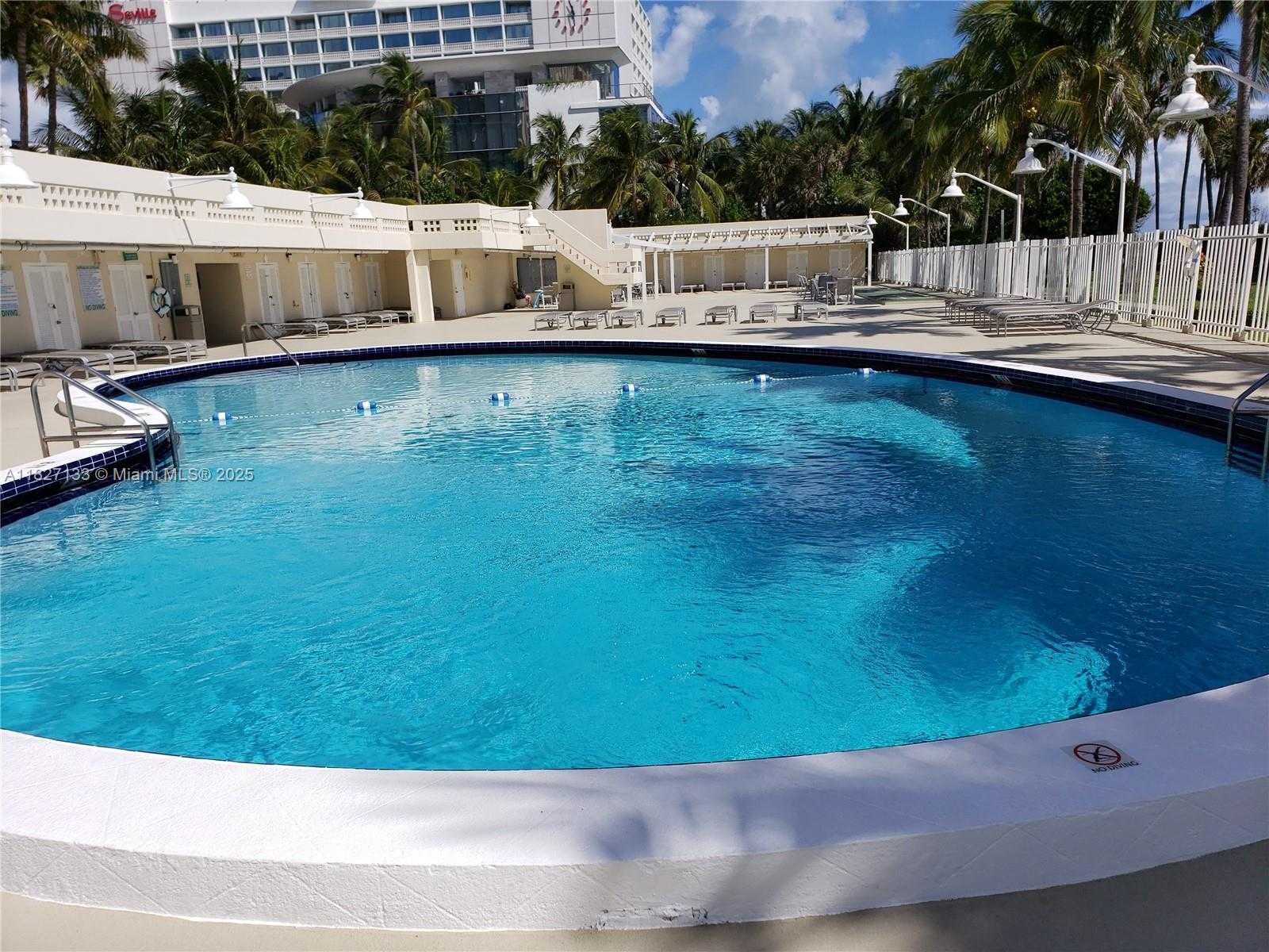 Small Image of 2899 COLLINS AVE #1545, Miami Beach Number 18