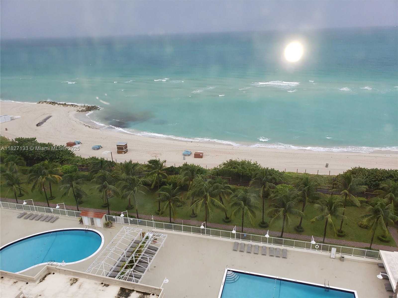 Small Image of 2899 COLLINS AVE #1545, Miami Beach Number 21