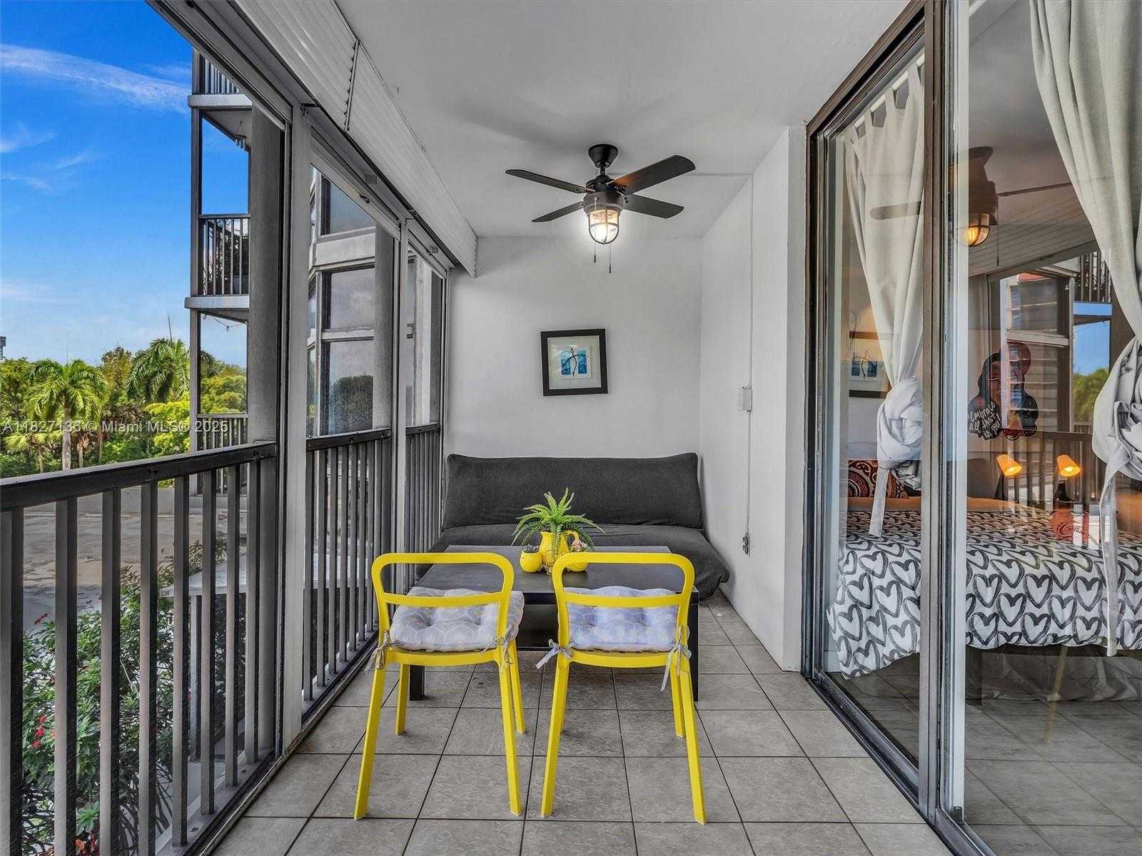 Small Image of 3375 NORTH COUNTRY CLUB DR #208, Aventura Number 16