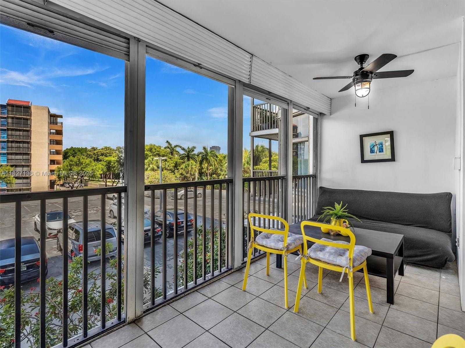 Small Image of 3375 NORTH COUNTRY CLUB DR #208, Aventura Number 17