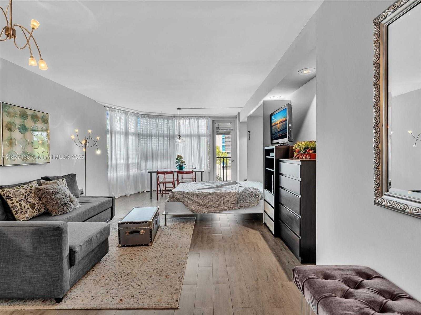Small Image of 3375 NORTH COUNTRY CLUB DR #208, Aventura Number 20