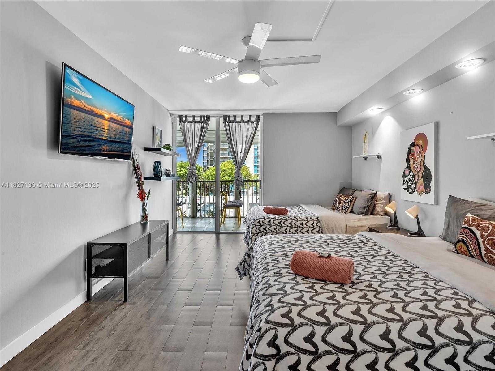 Small Image of 3375 NORTH COUNTRY CLUB DR #208, Aventura Number 27