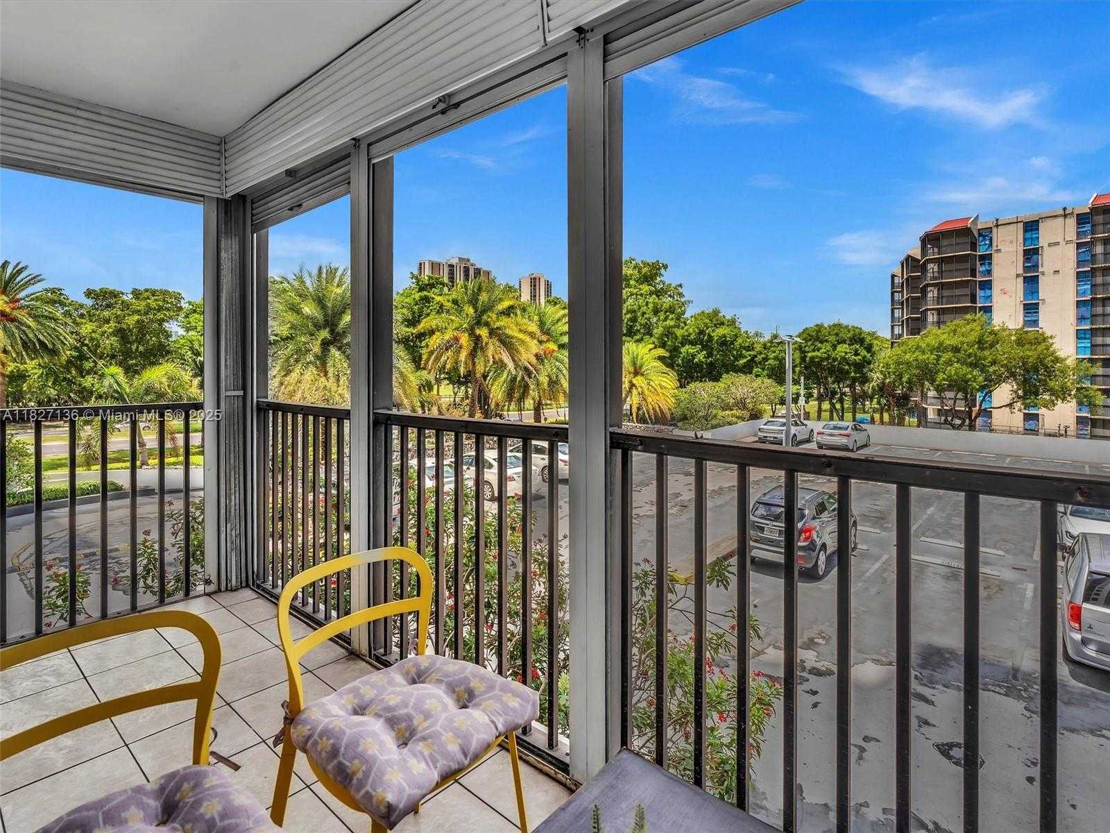 Small Image of 3375 NORTH COUNTRY CLUB DR #208, Aventura Number 31