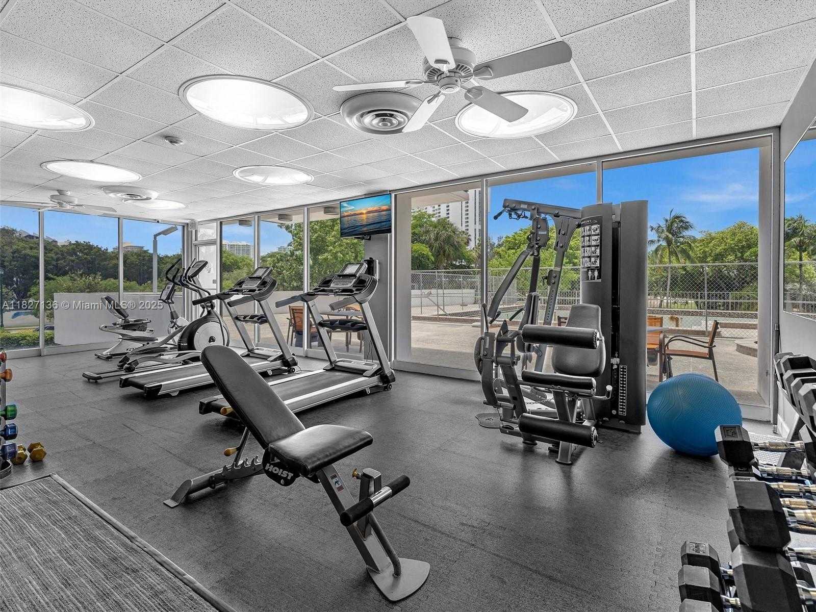 Small Image of 3375 NORTH COUNTRY CLUB DR #208, Aventura Number 36