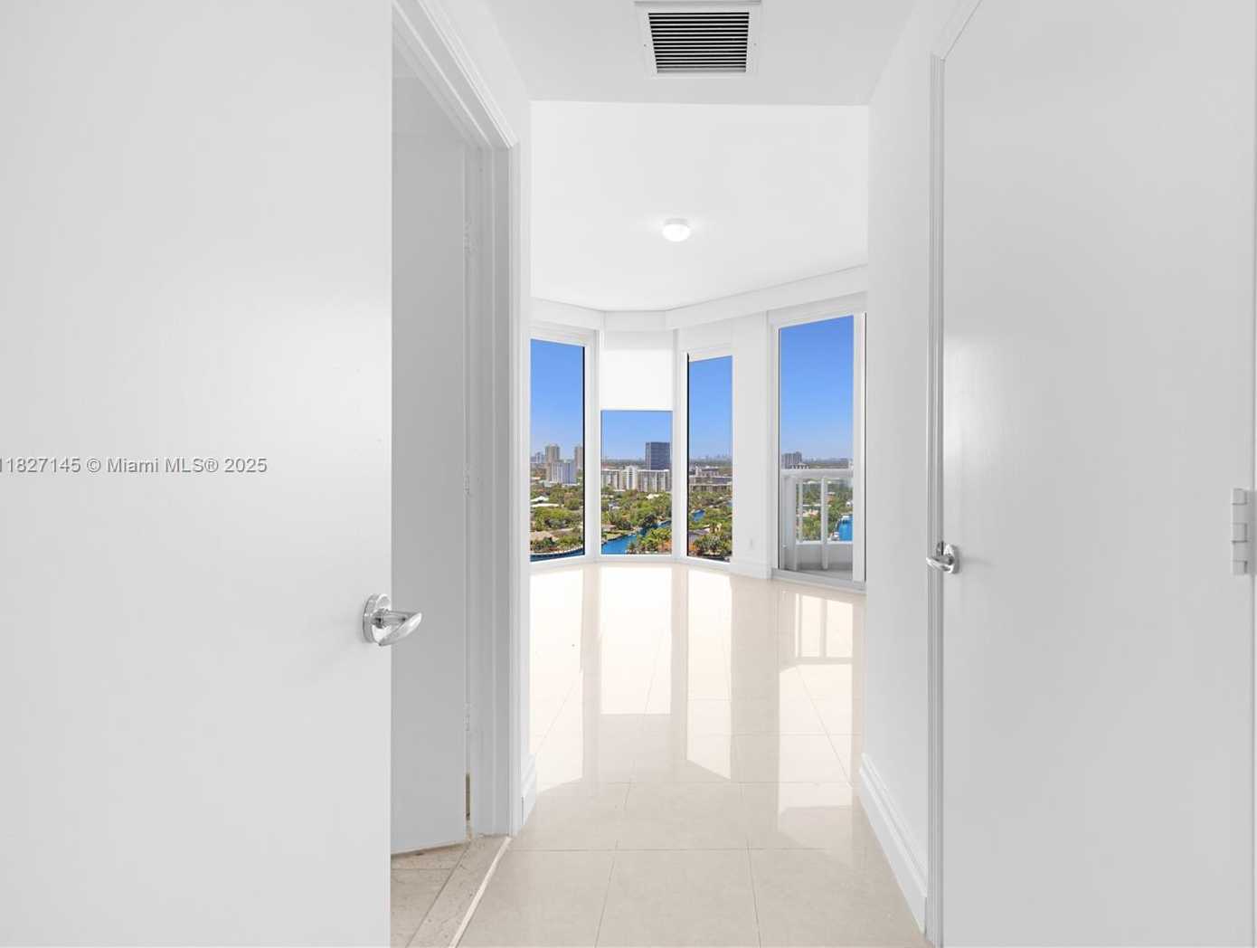 Small Image of 21200 NORTH EAST 38TH AVE #1802, Aventura Number 10