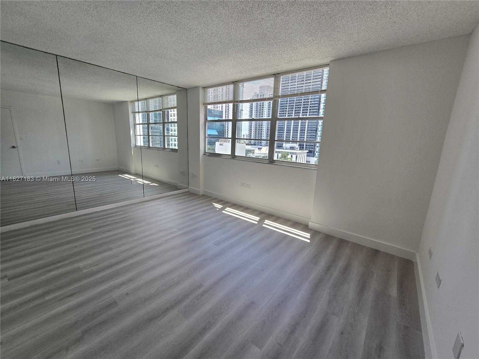 Small Image of 999 BRICKELL BAY DR #1908, Miami Number 10