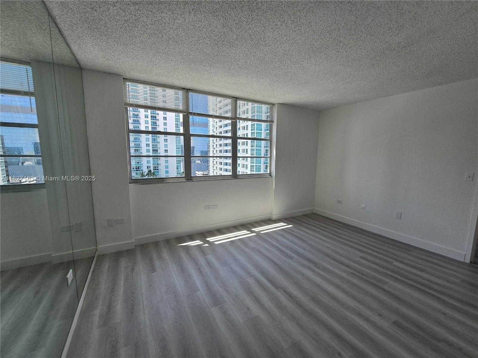 Small Image of 999 BRICKELL BAY DR #1908, Miami Number 11
