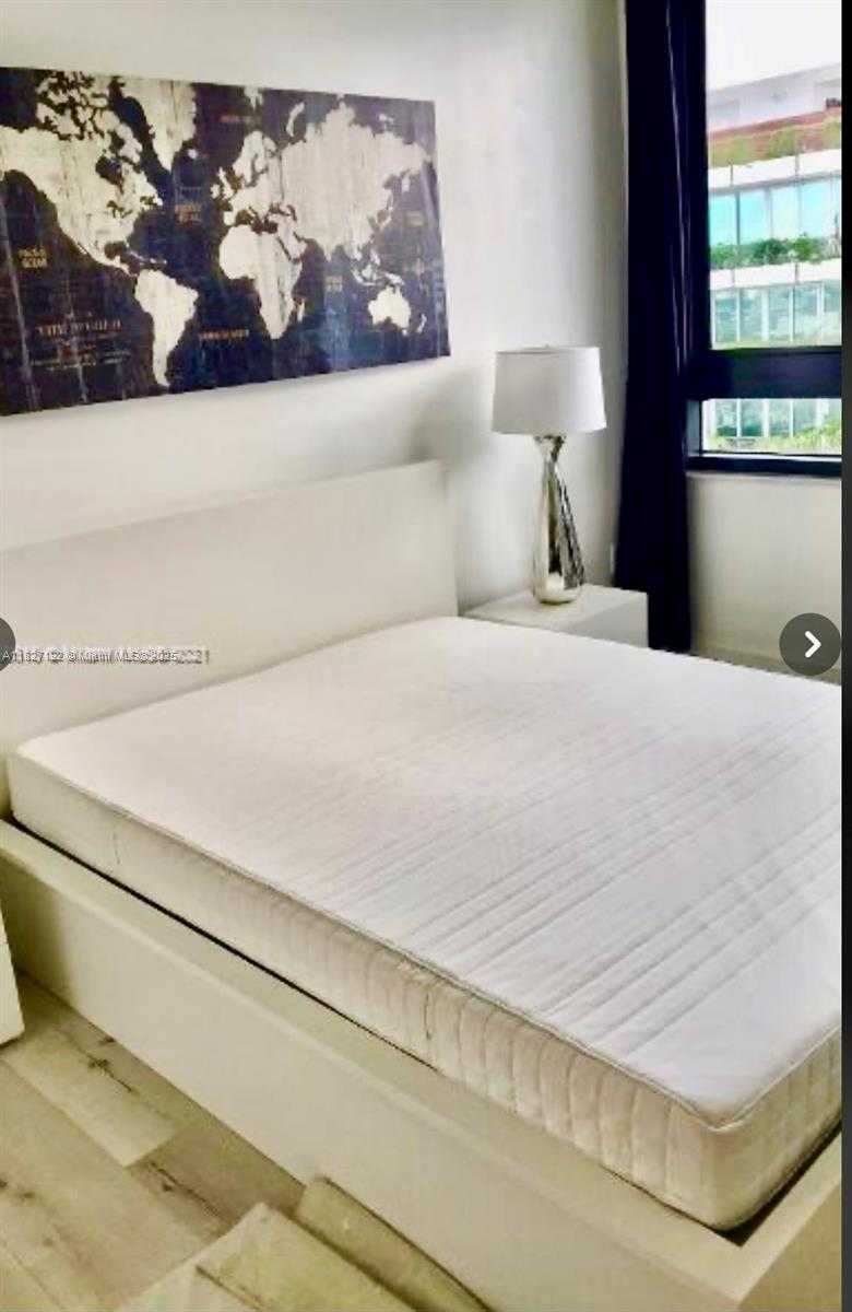 Small Image of 1330 WEST AVE #1610, Miami Beach Number 7