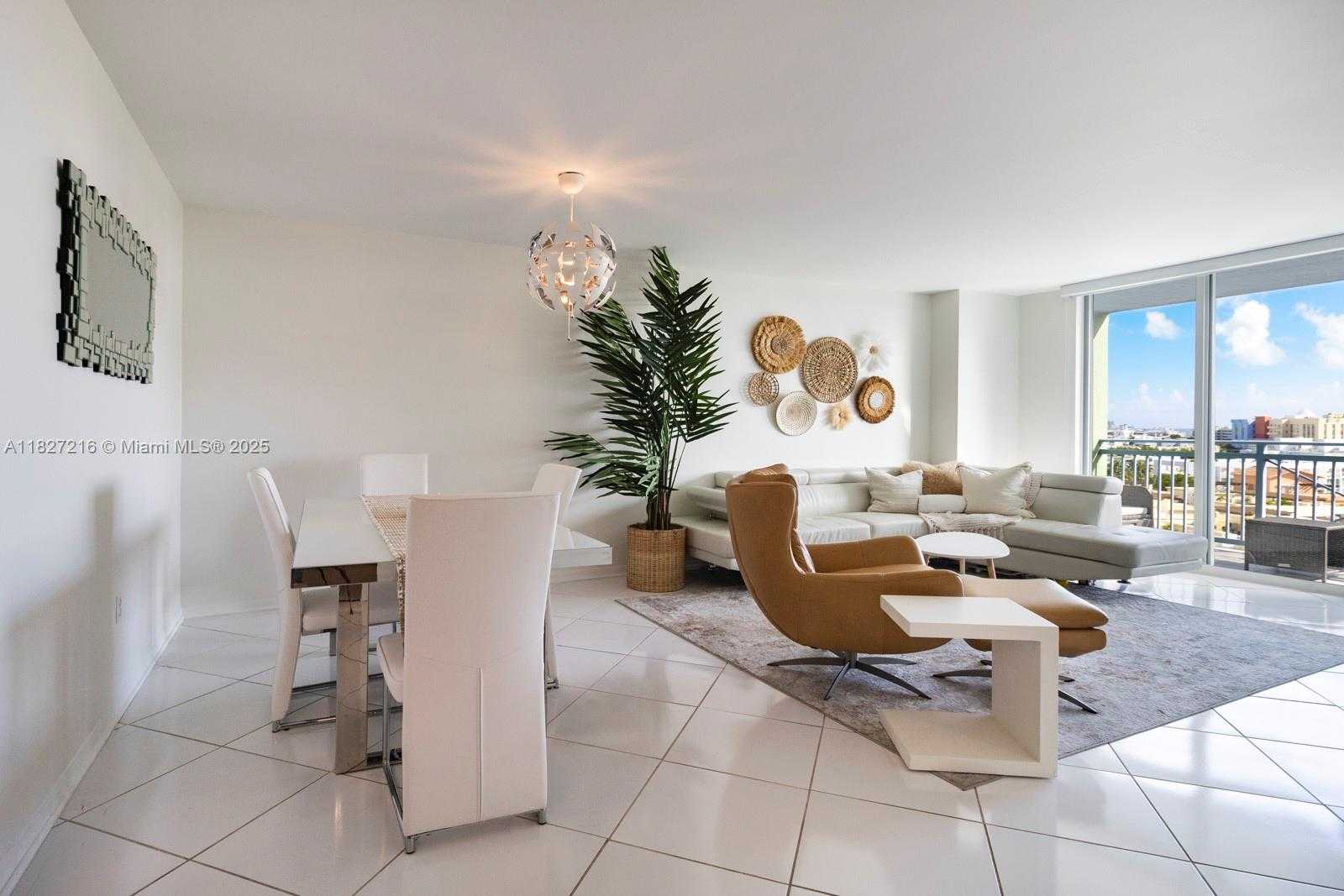 Small Image of 90 ALTON RD #1005, Miami Beach Number 3