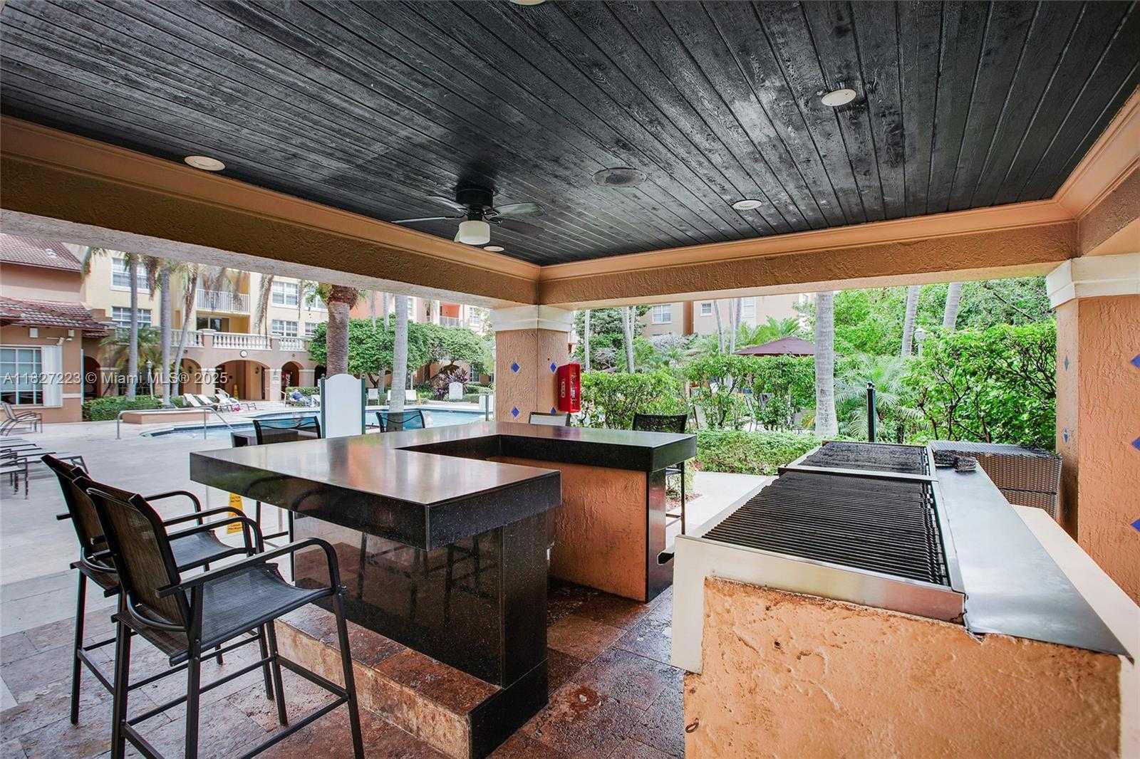 Small Image of 19701 EAST COUNTRY CLUB DR #5104, Aventura Number 19
