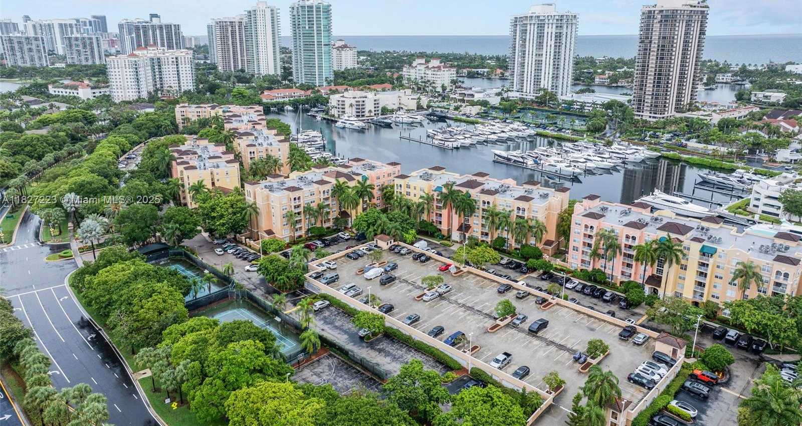 Small Image of 19701 EAST COUNTRY CLUB DR #5104, Aventura Number 25