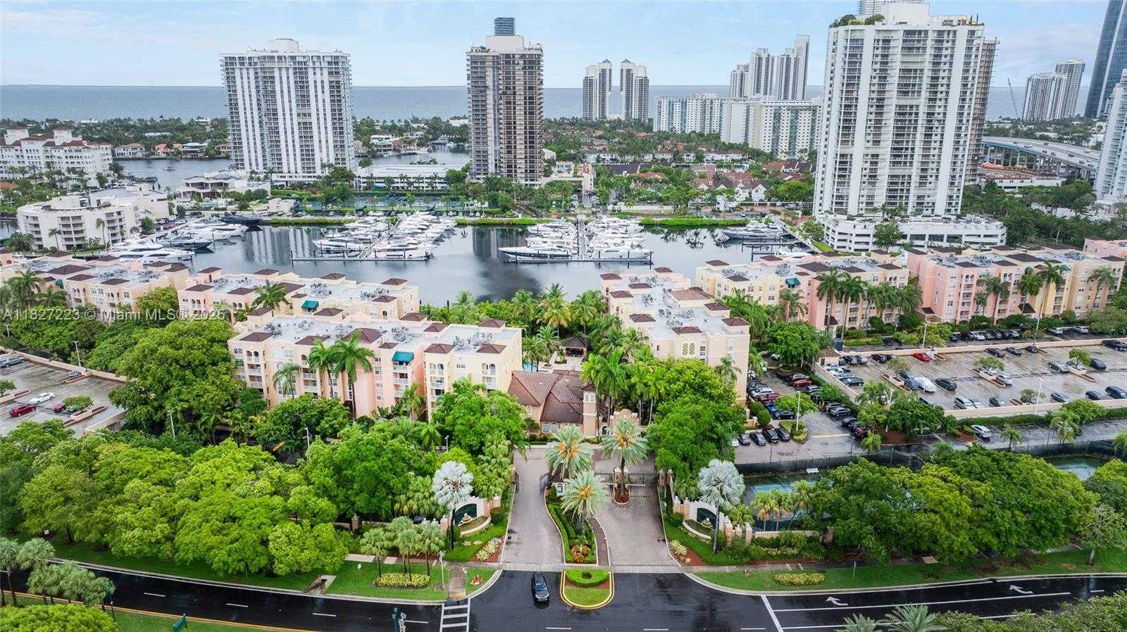 Small Image of 19701 EAST COUNTRY CLUB DR #5104, Aventura Number 26
