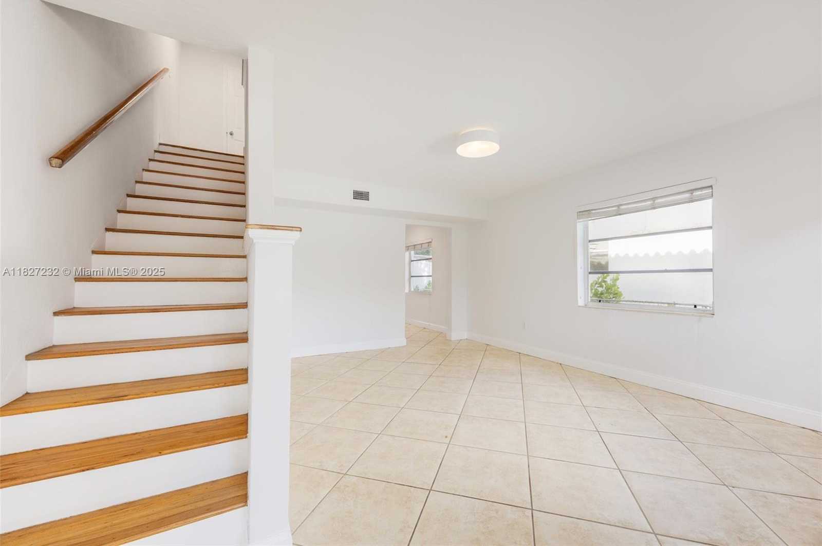 Small Image of 2332 SOUTH WEST 26TH LN, Miami Number 4