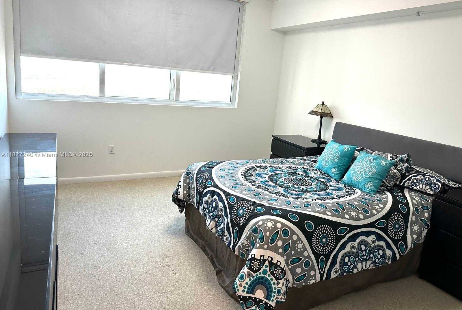 Small Image of 253 NORTH EAST 2ND ST #3903, Miami Number 8
