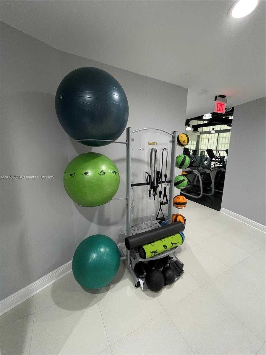 Small Image of 1250 SOUTH MIAMI AVE #1410, Miami Number 9