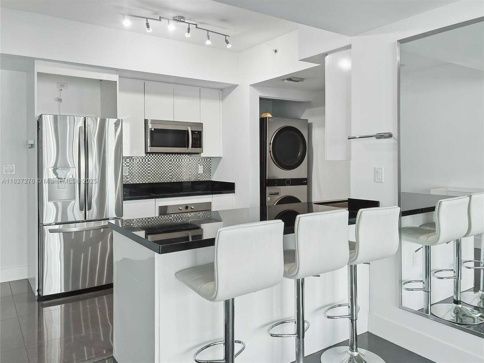 Small Image of 92 SOUTH WEST 3RD ST #2602, Miami Number 17