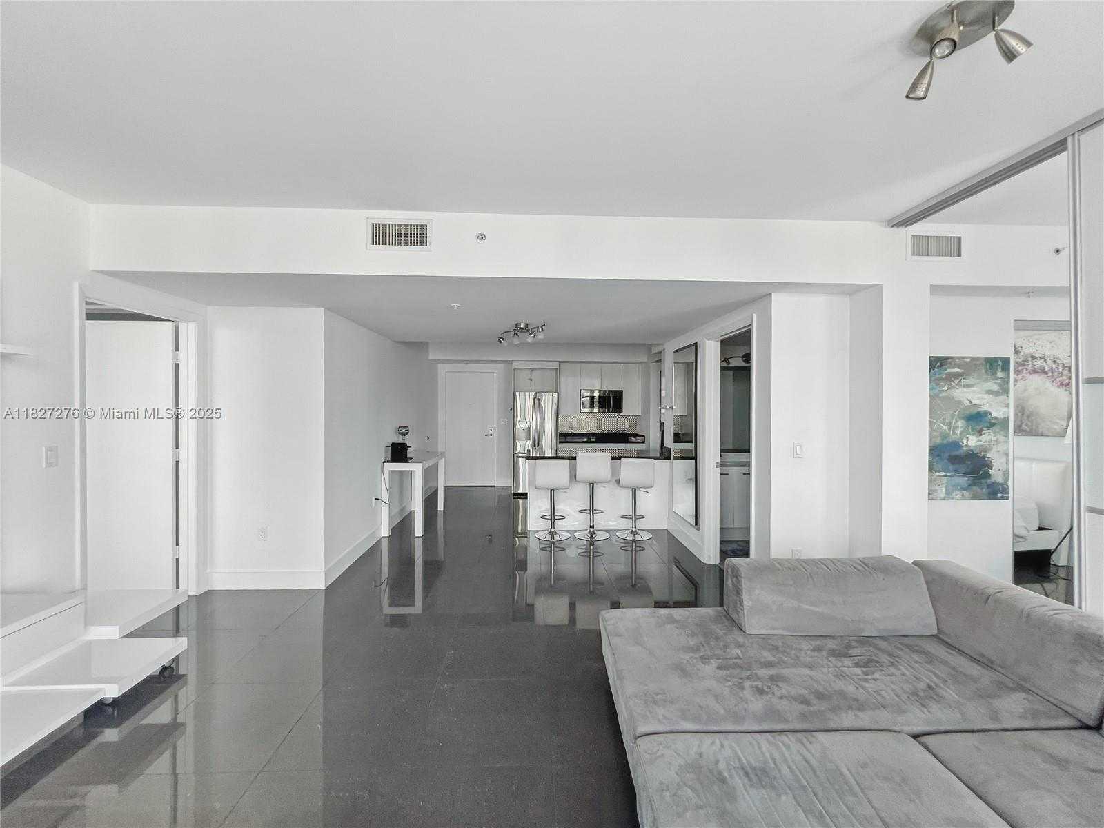 Small Image of 92 SOUTH WEST 3RD ST #2602, Miami Number 8