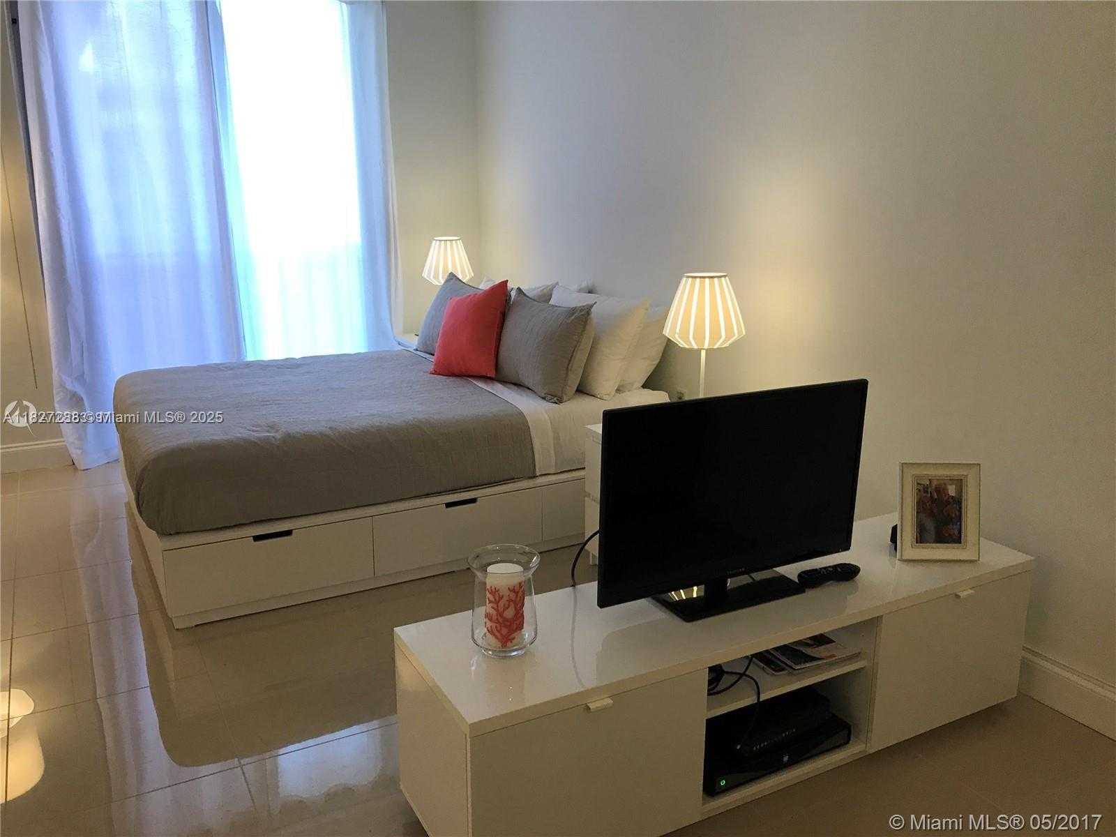 Small Image of 800 WEST AVE #805, Miami Beach Number 13