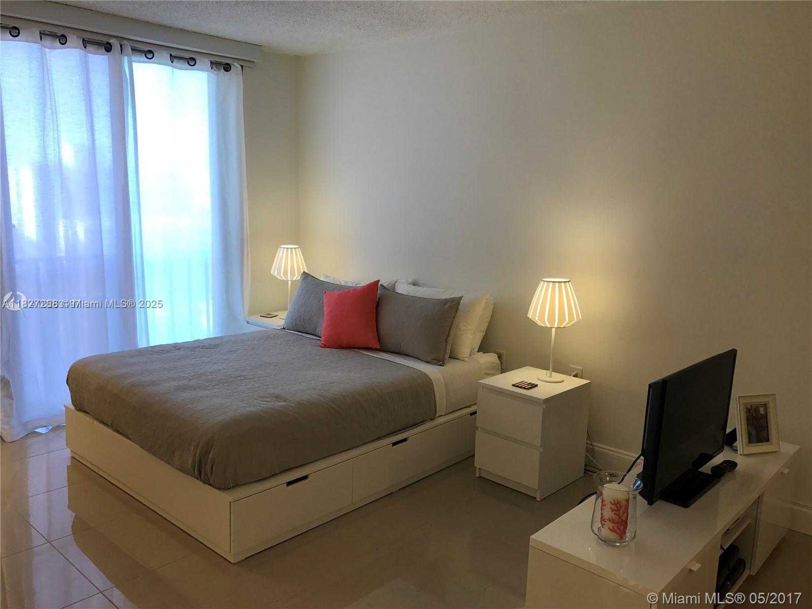 Small Image of 800 WEST AVE #805, Miami Beach Number 15