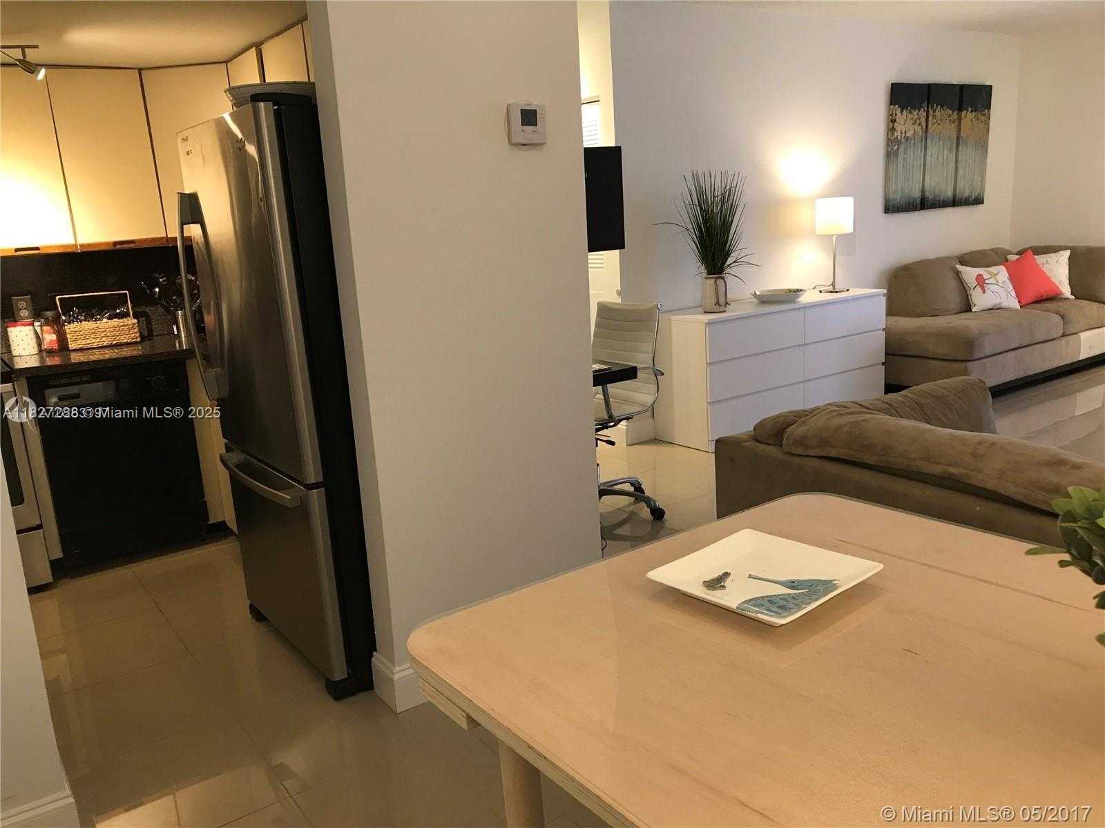 Small Image of 800 WEST AVE #805, Miami Beach Number 4