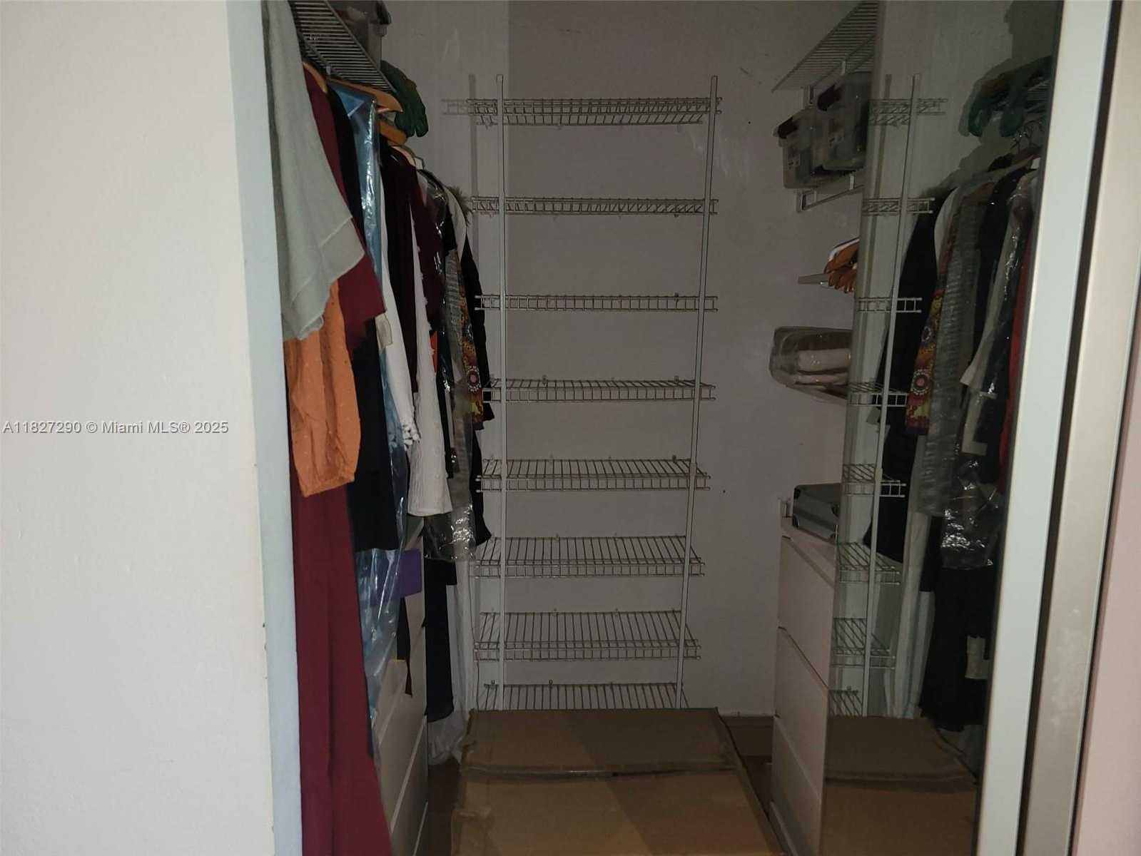 Small Image of 20350 WEST COUNTRY CLUB DR #PH8-4, Aventura Number 7