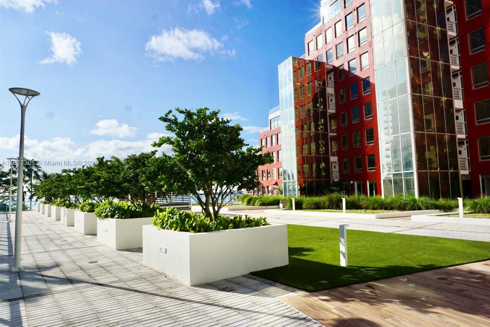 Small Image of 1541 BRICKELL AVE #A3302, Miami Number 27