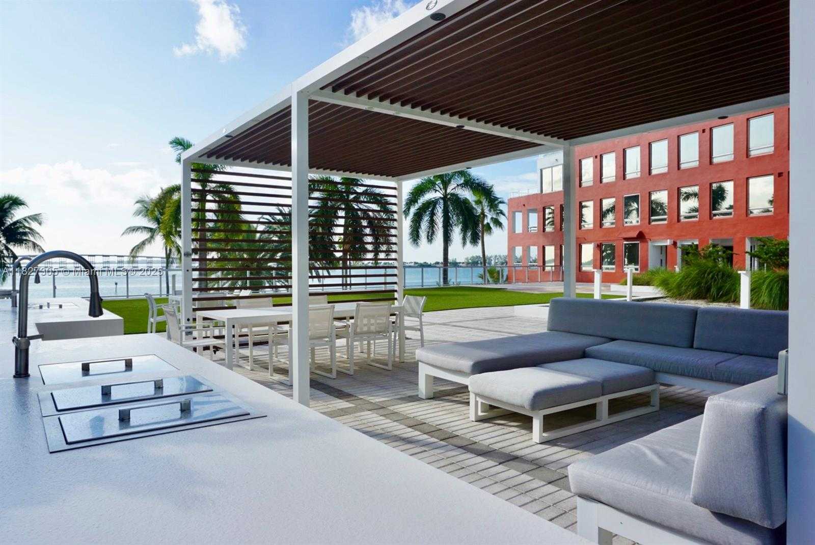 Small Image of 1541 BRICKELL AVE #A3302, Miami Number 5