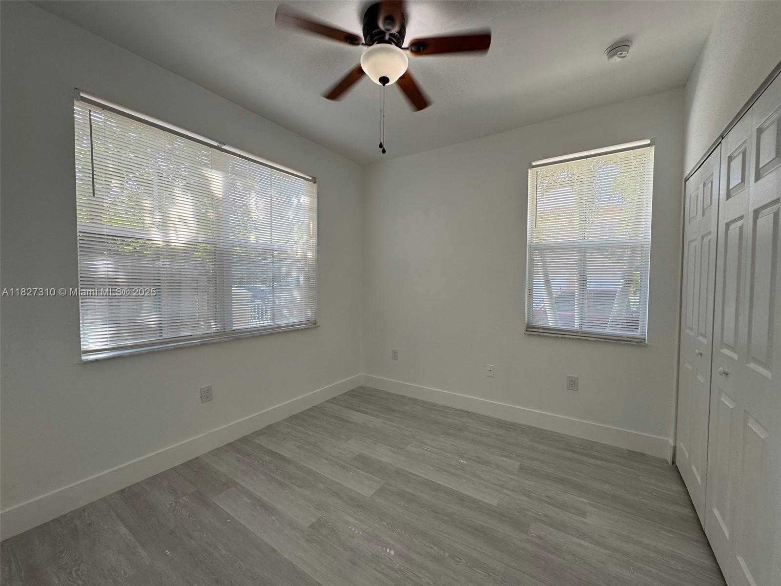 Small Image of 11362 SOUTH WEST 137TH PL #11362, Miami Number 13