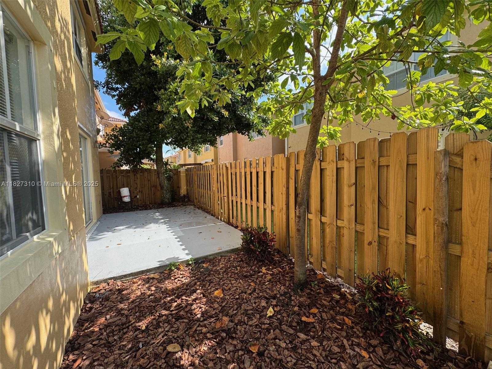 Small Image of 11362 SOUTH WEST 137TH PL #11362, Miami Number 29