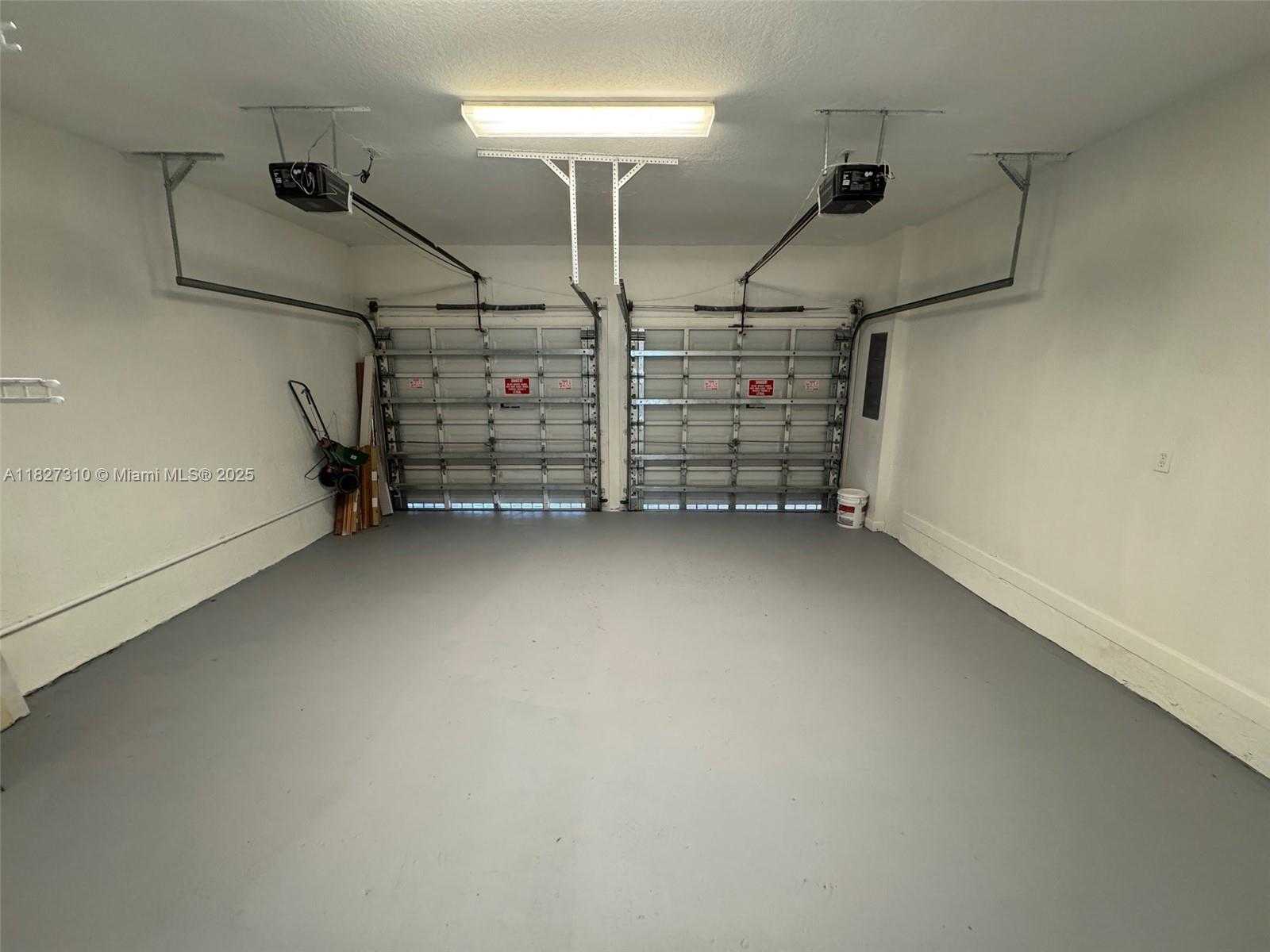 Small Image of 11362 SOUTH WEST 137TH PL #11362, Miami Number 31