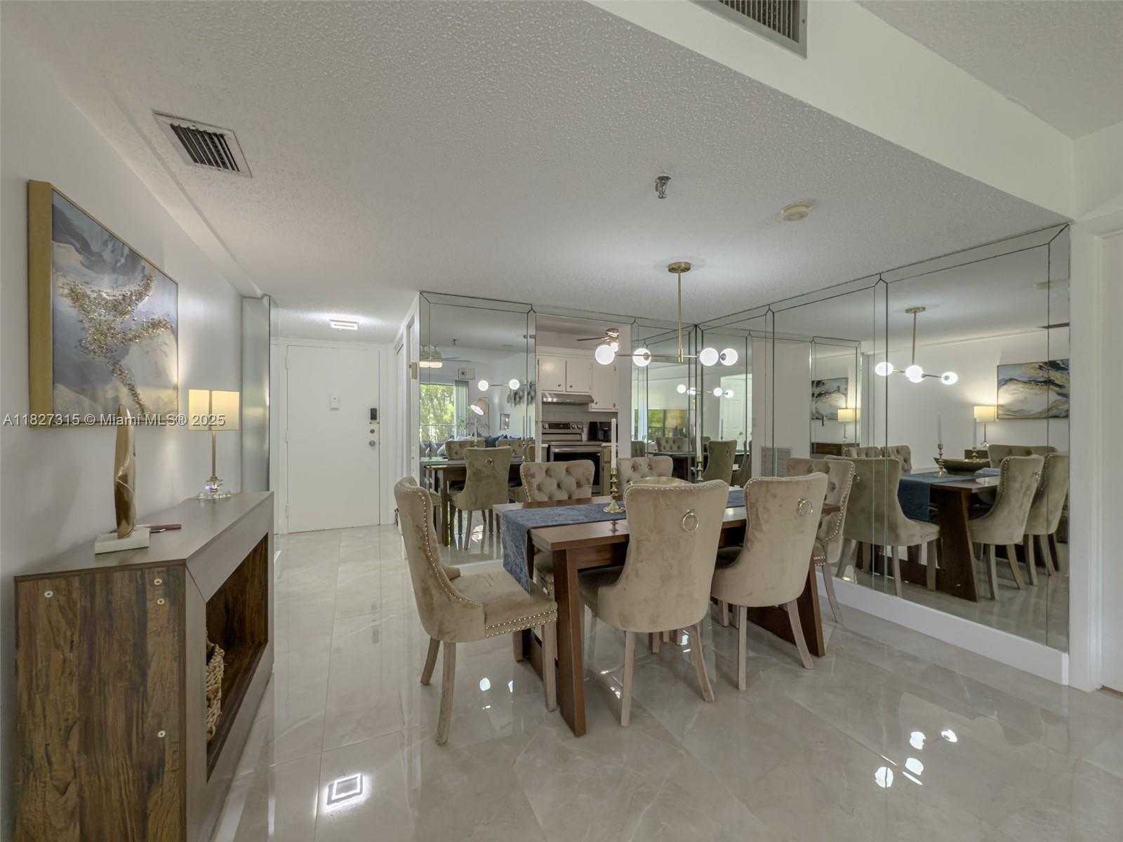 Small Image of 250 NORTH EAST 181ST DR #107, Sunny Isles Beach Number 4