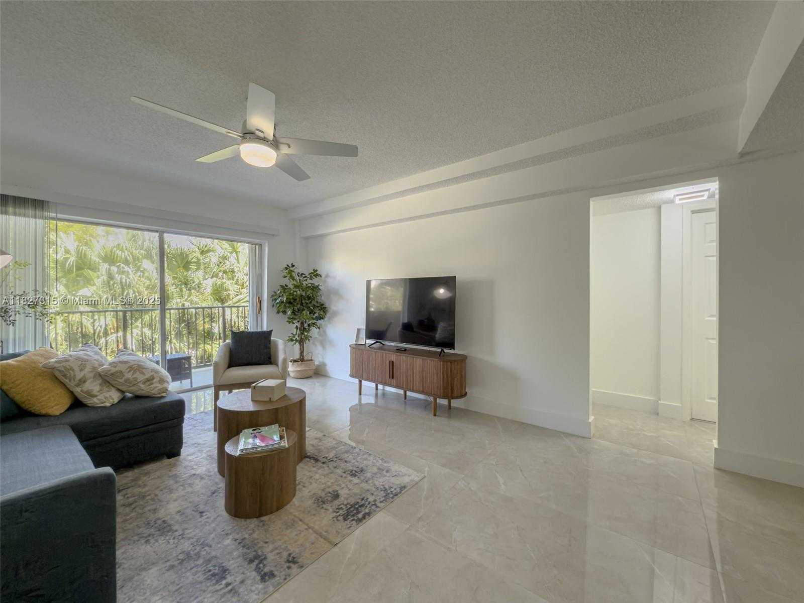 Small Image of 250 NORTH EAST 181ST DR #107, Sunny Isles Beach Number 7