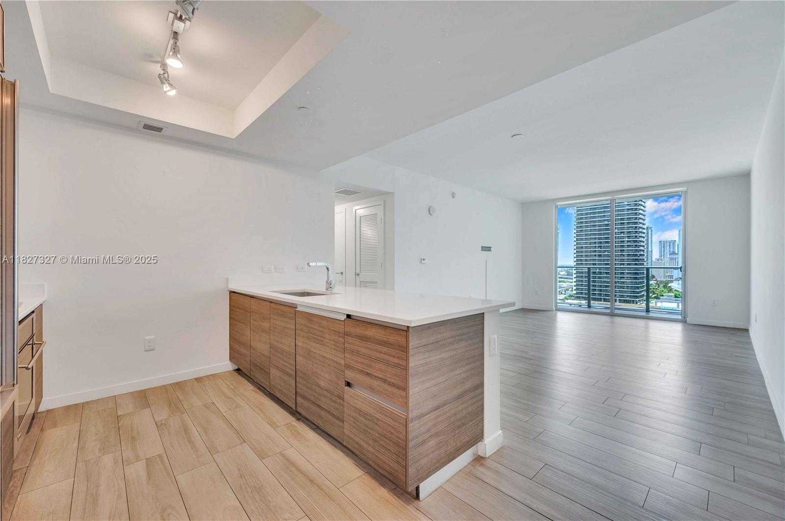 Small Image of 1100 SOUTH MIAMI AVE #2007, Miami Number 2
