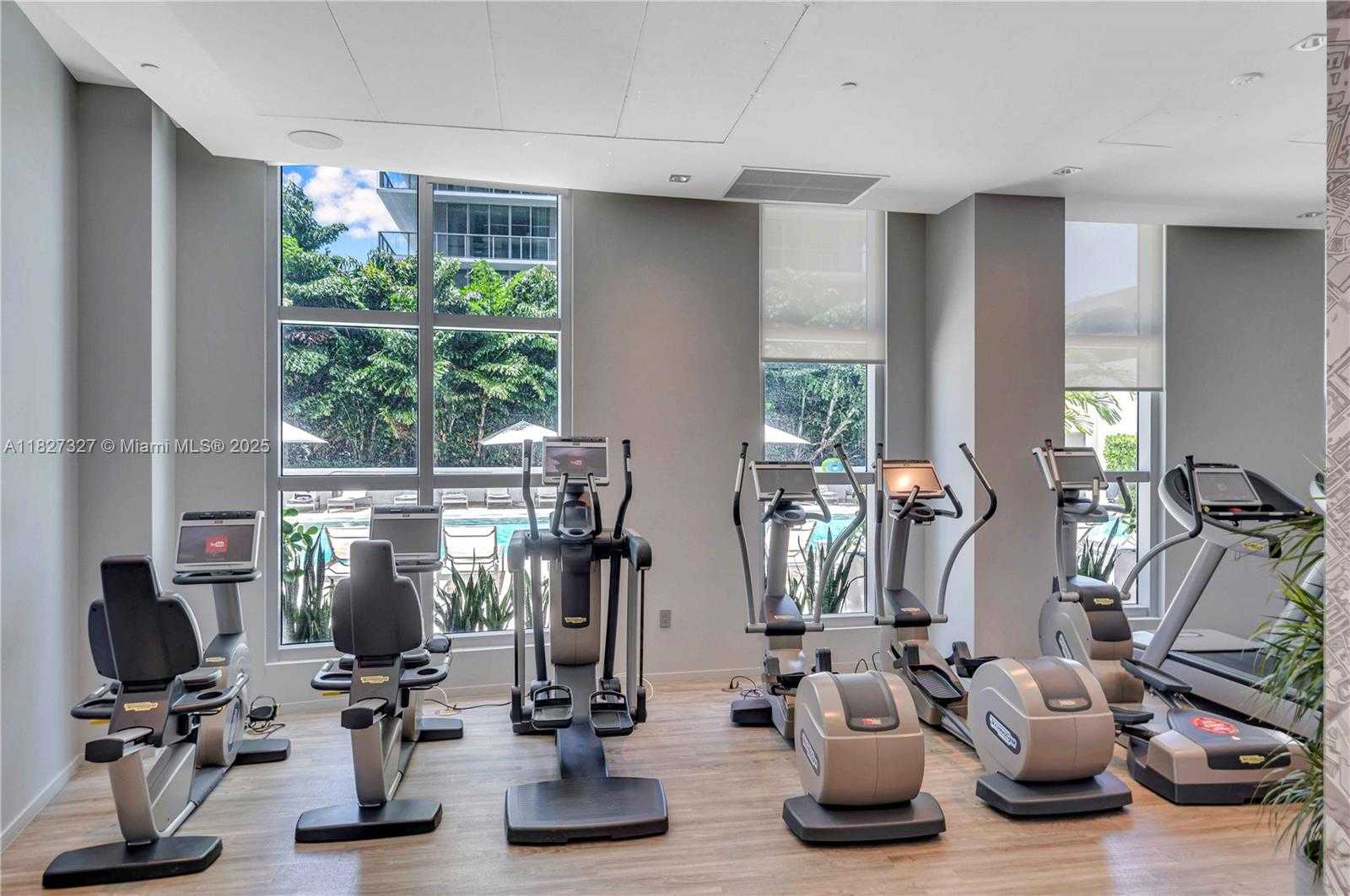 Small Image of 1100 SOUTH MIAMI AVE #2007, Miami Number 21