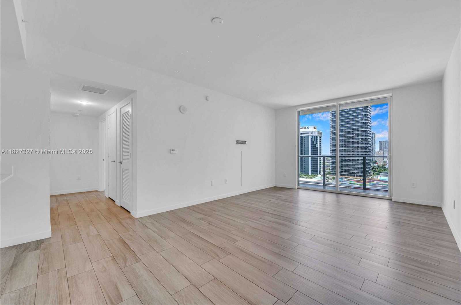 Small Image of 1100 SOUTH MIAMI AVE #2007, Miami Number 5