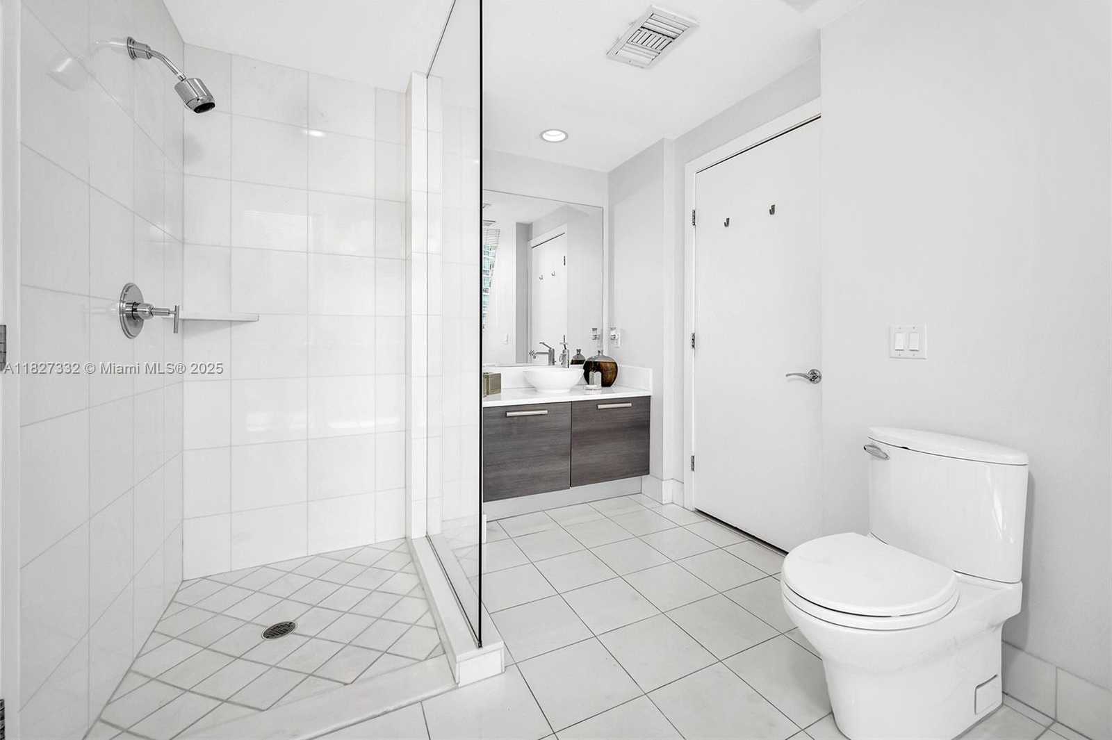 Small Image of 2950 NORTH EAST 188TH ST #449, Aventura Number 25